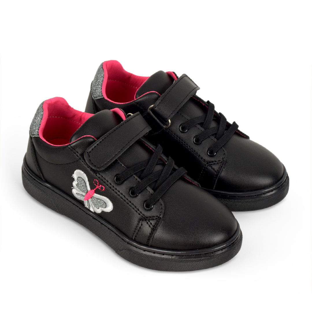 Pinky black