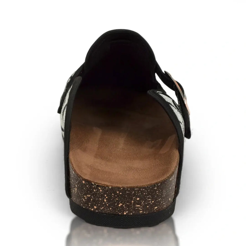 Timeless clog