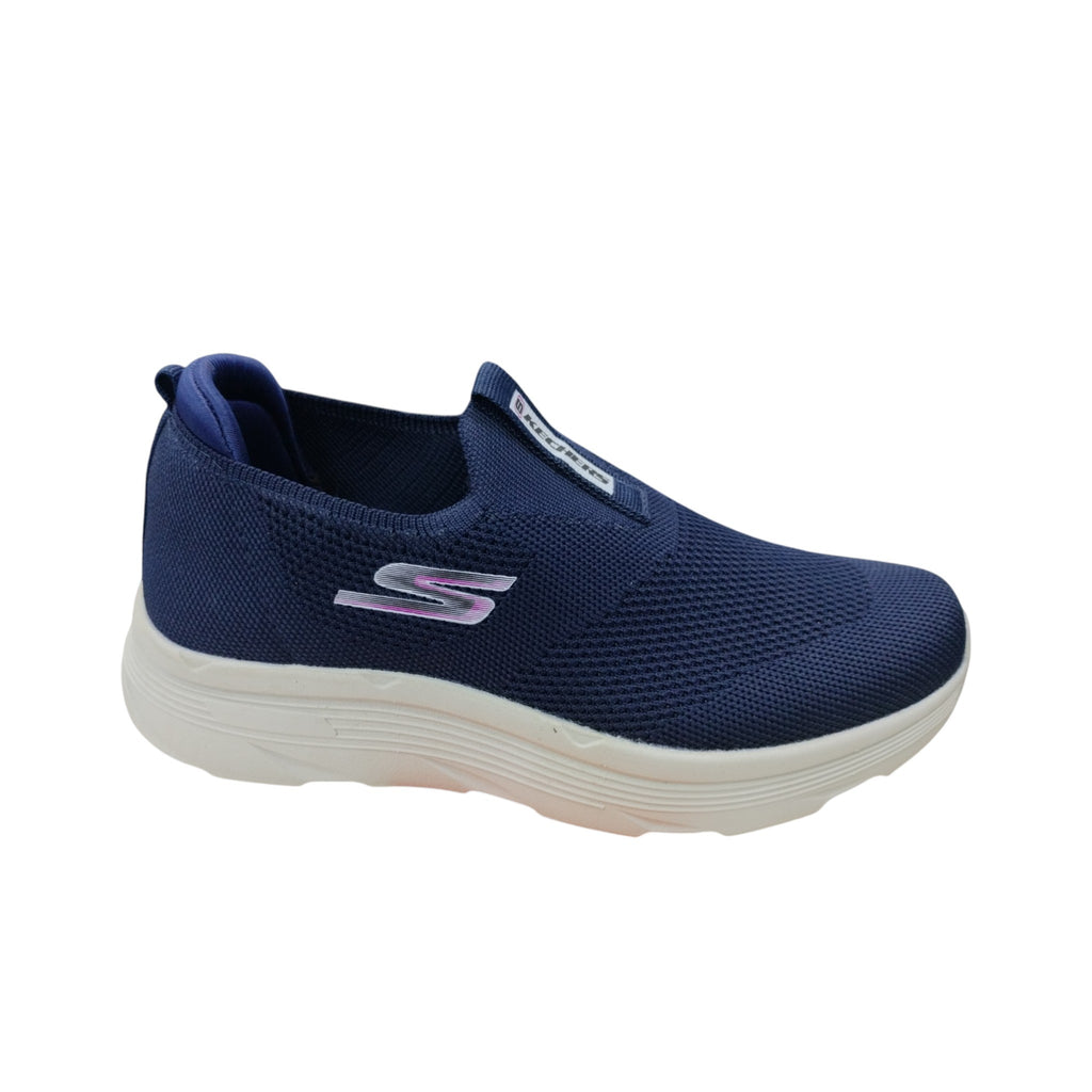 CLOUDYSkechers